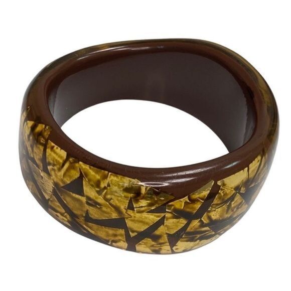 Vintage Chunky Lucite Bangle Bracelet Chocolate Brown w/Embedded Gold‎ Confetti - Picture 2 of 10